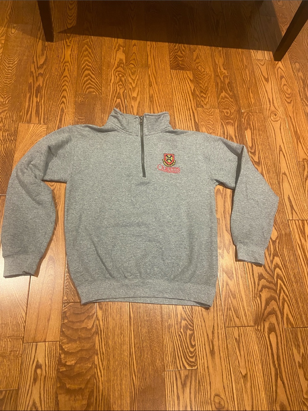 Queens University 1/4 zip Crew